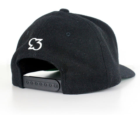 Risk.Reward® Golf Hat w/ Ball Marker - Blk Wooly Statement